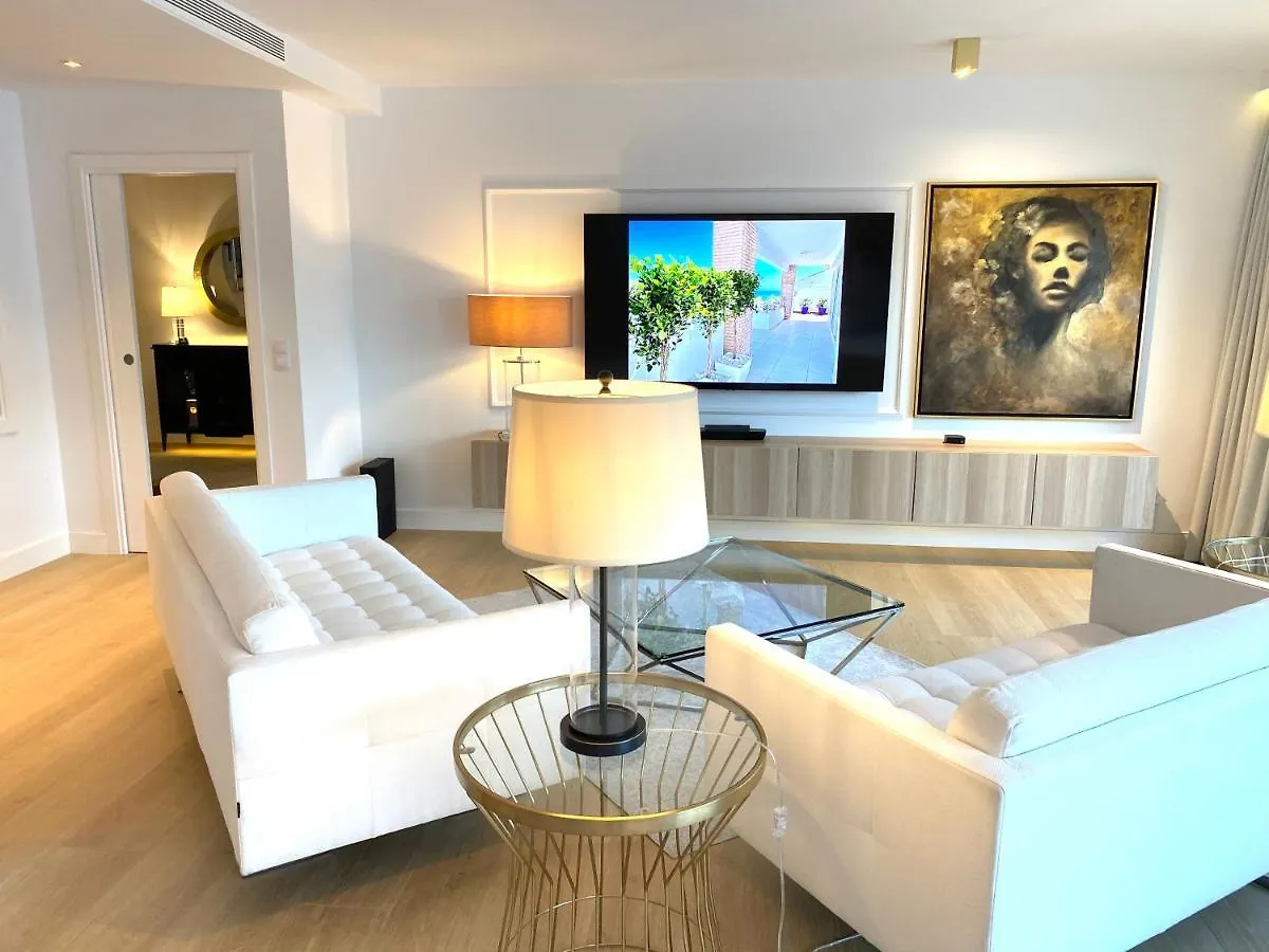 Mondrian Luxury Suites & Villas Benalmadena