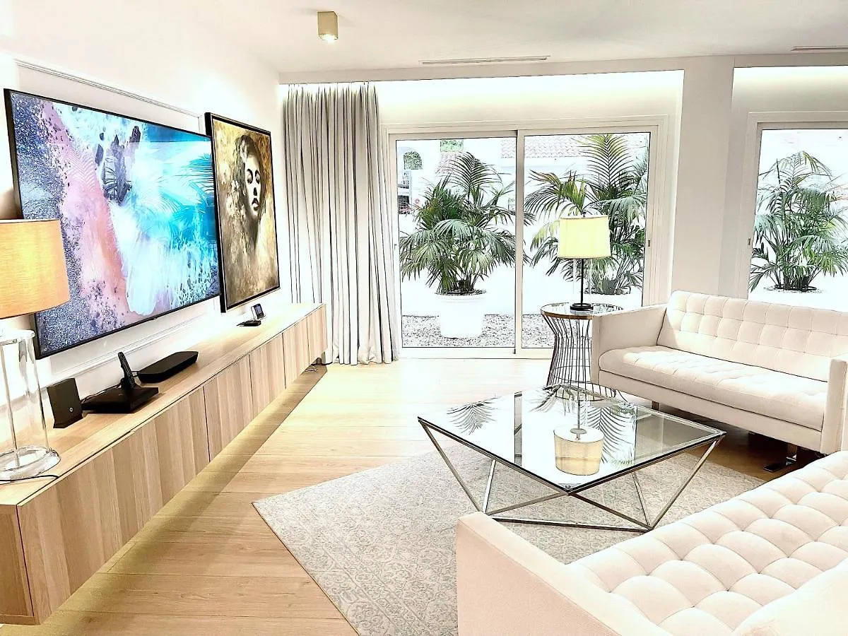Mondrian Luxury Suites & Villas Benalmadena