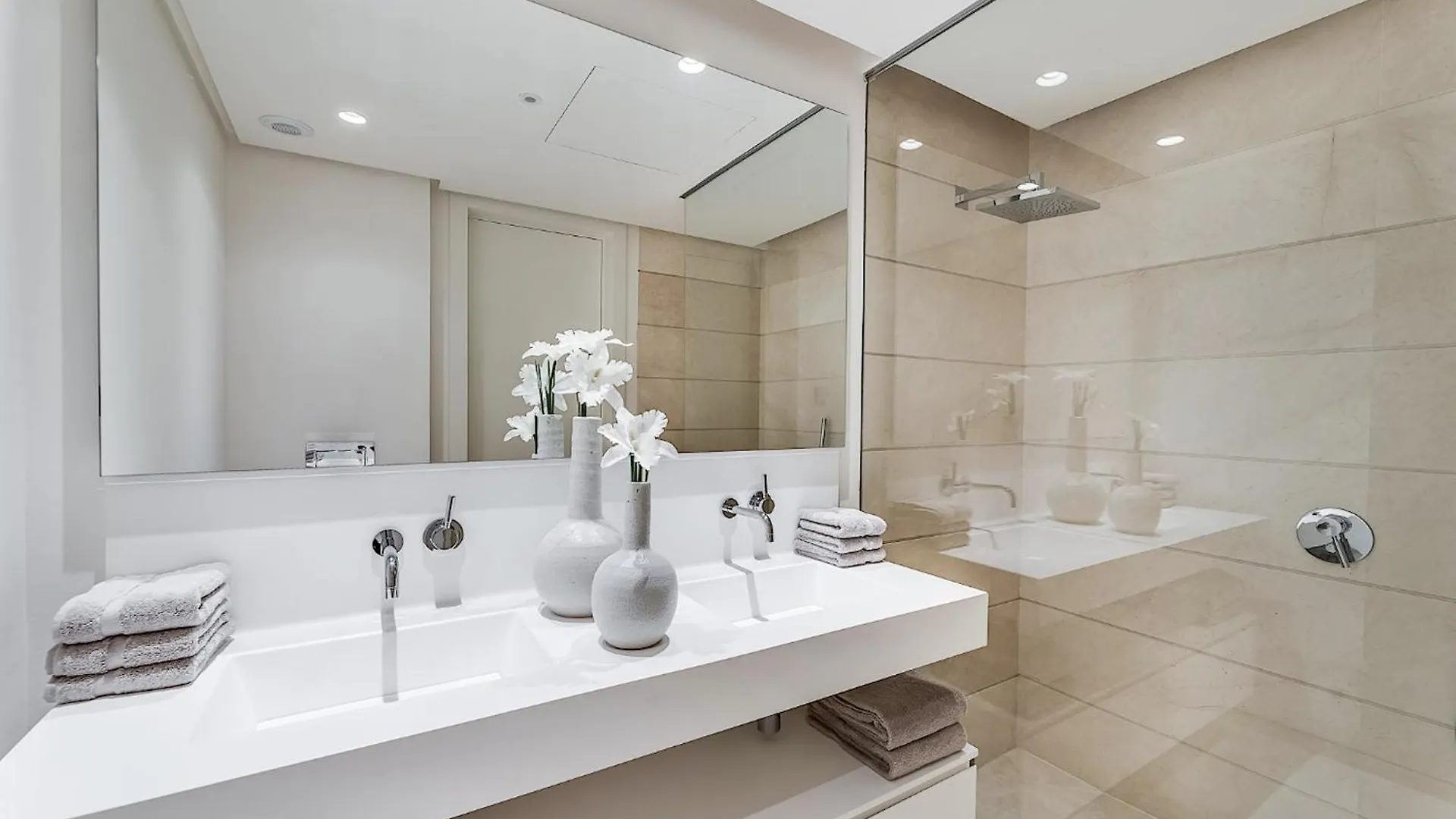 Mondrian Luxury Suites & Villas Benalmadena