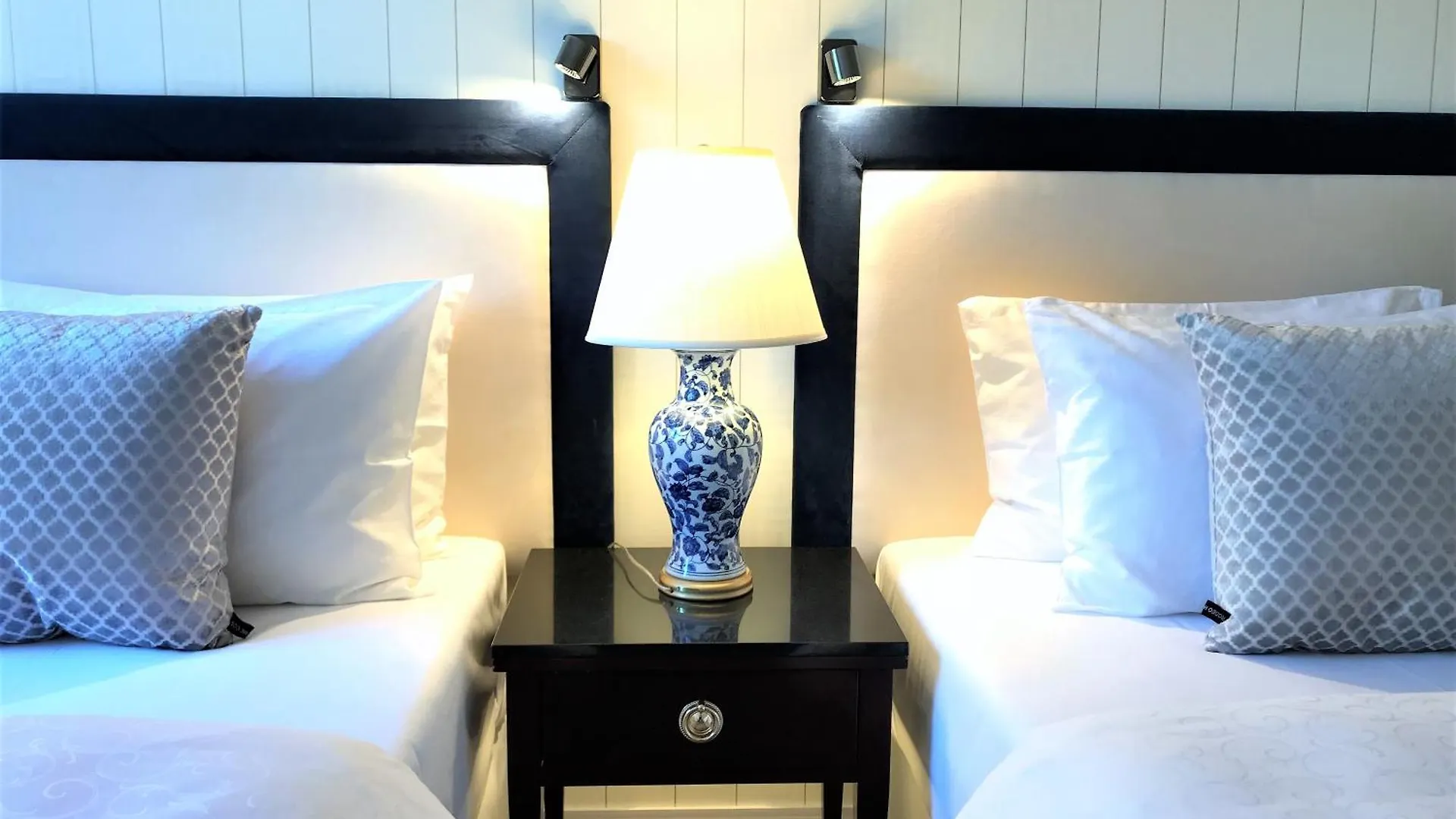 Mondrian Luxury Suites & Villas Benalmadena